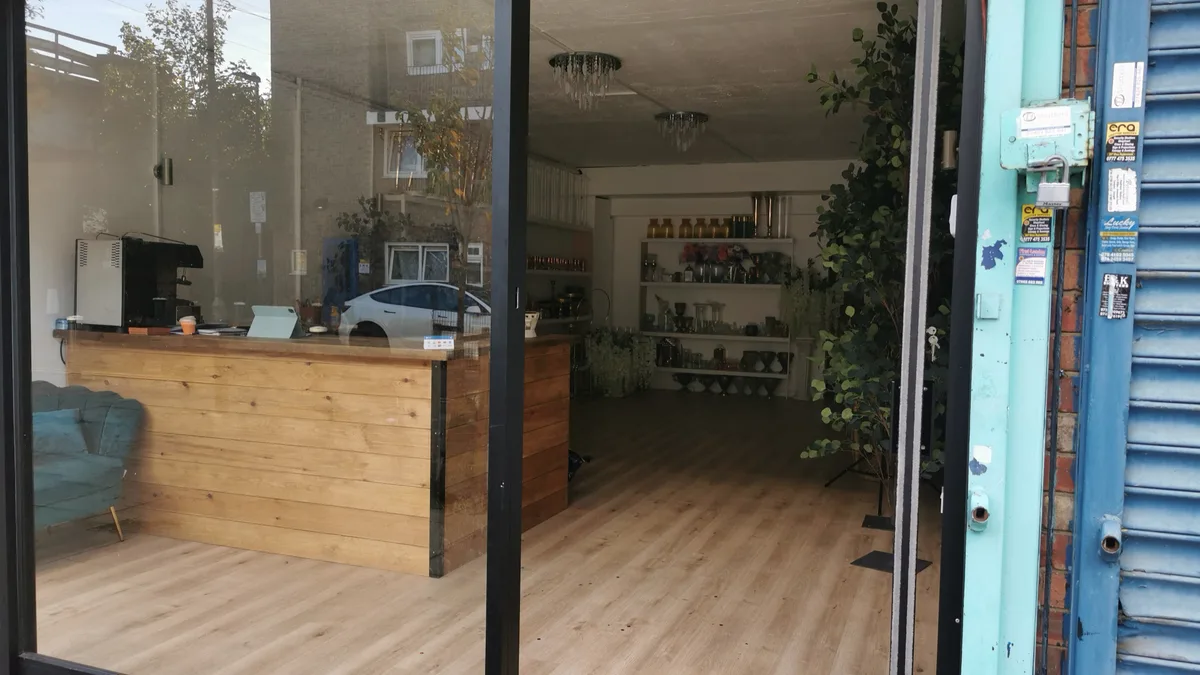 Versatile 75 sq ft Studio Space for Various Events, 9 sqm, photo shoot, pop-up rental in Greater London, second interior view