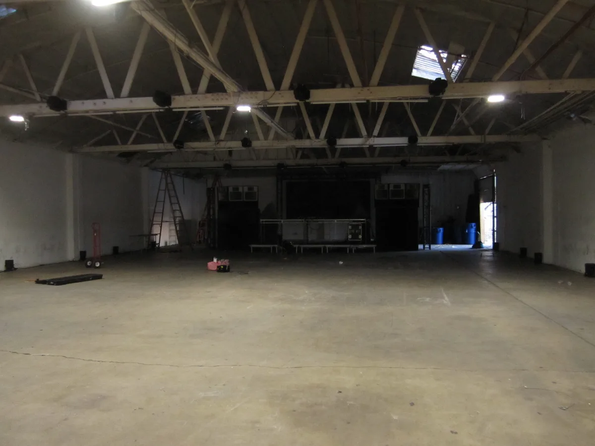 Versatile 8,400 sq. ft Space for Events and Productions, 780 sqm, art exhibition, pop-up rental in Los Angeles, third interi…