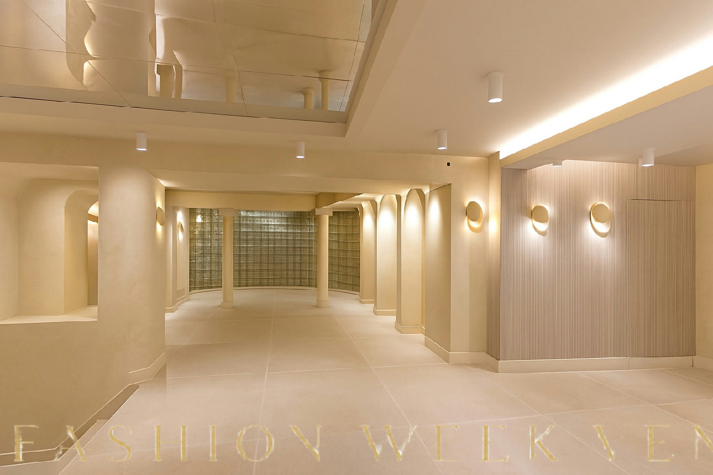 Versatile 80 m2 Contemporary Space With Three Modular Areas, 80 sqm, private event, pop-up rental in Paris