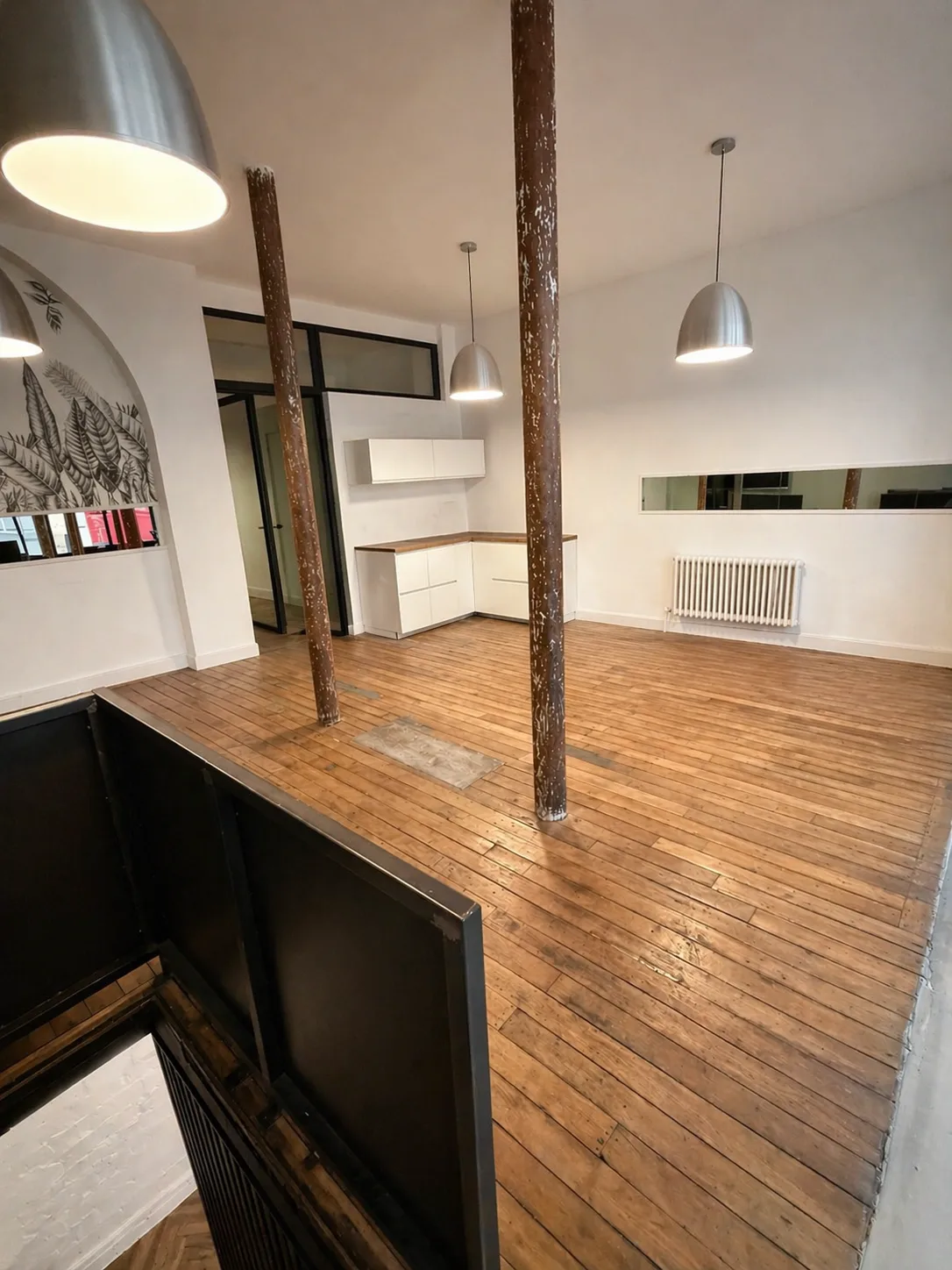 Versatile 80 sqm Space Between Le Marais and Châtelet, pop up store in Paris, interior view