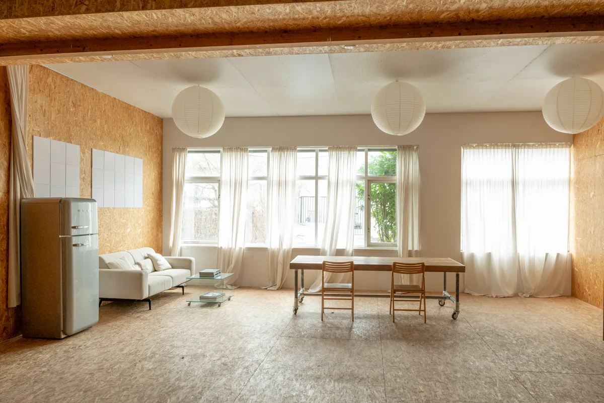 Versatile 80m² Ground-Floor Soundproof Studio, podcast, pop-up rental in Amsterdam, second interior view