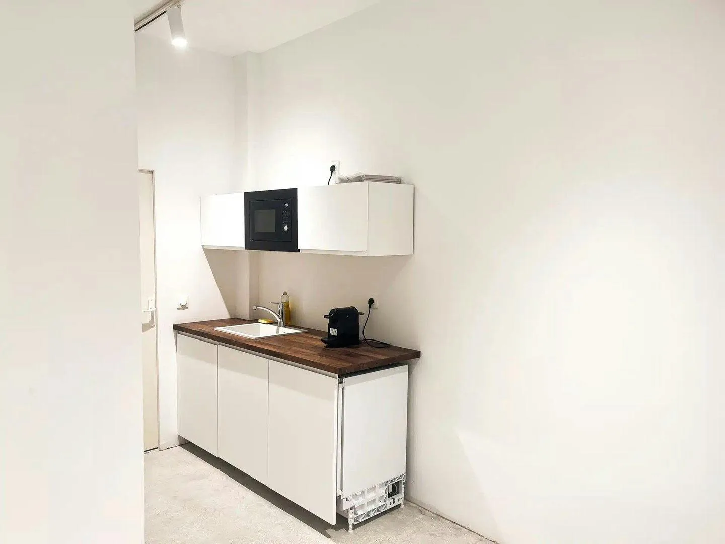 Versatile 85 sqm Commercial Space in Haut Marais, Paris — 5