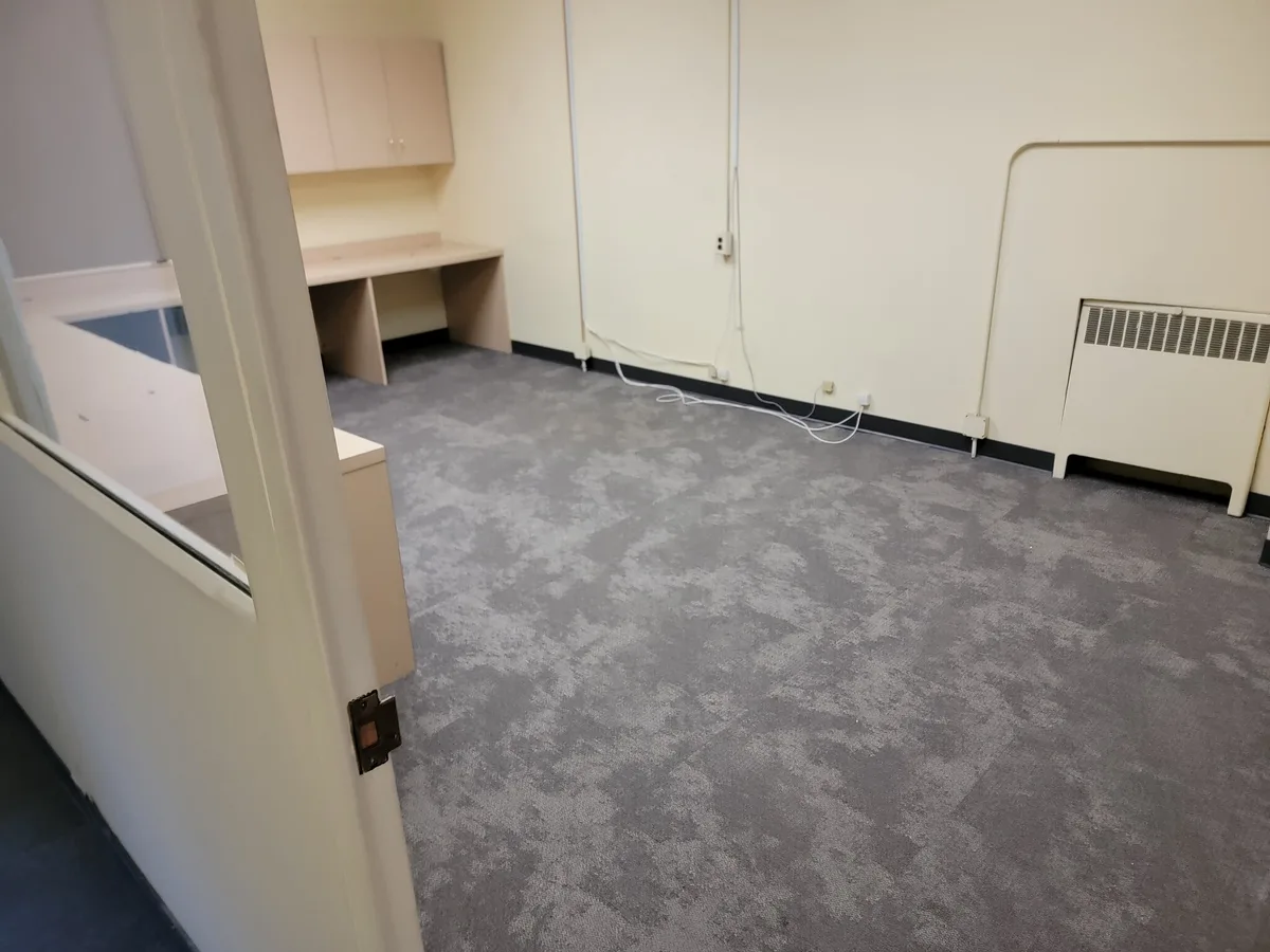 Versatile 9,000 Sq. Ft. Office Space with Ample Parking, 836 sqm, corporate event, pop-up rental in Clifton, additional inte…