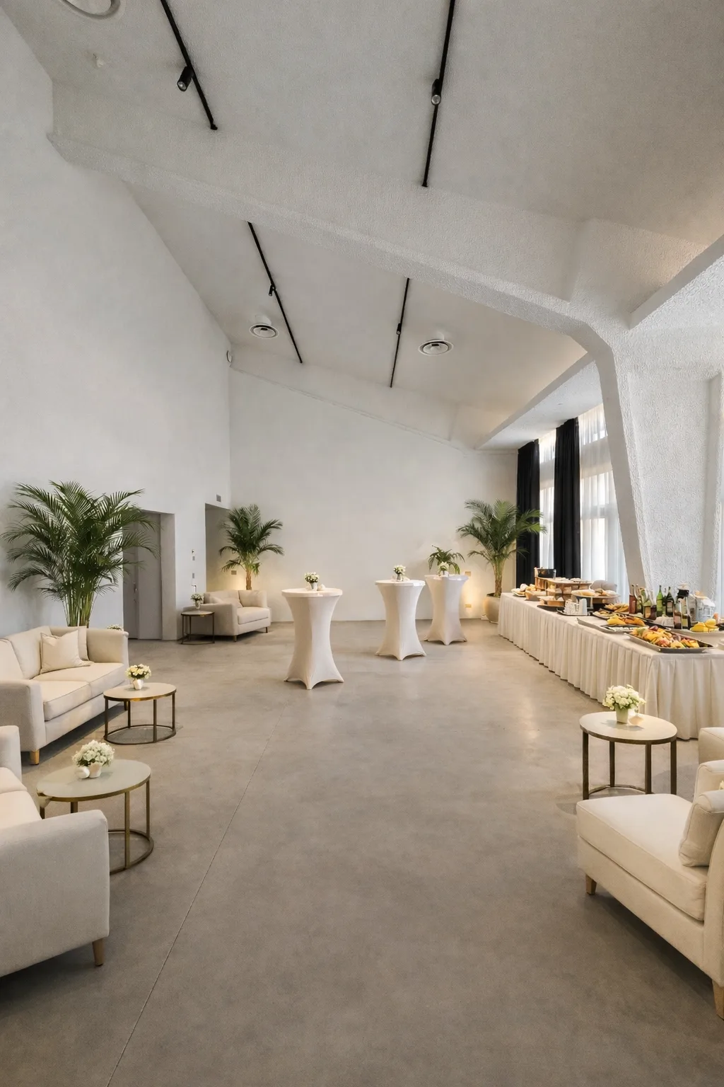 Versatile 90-Square-Meter Event Hall for Rent, 90 sqm, private event, pop-up rental in Vimodrone