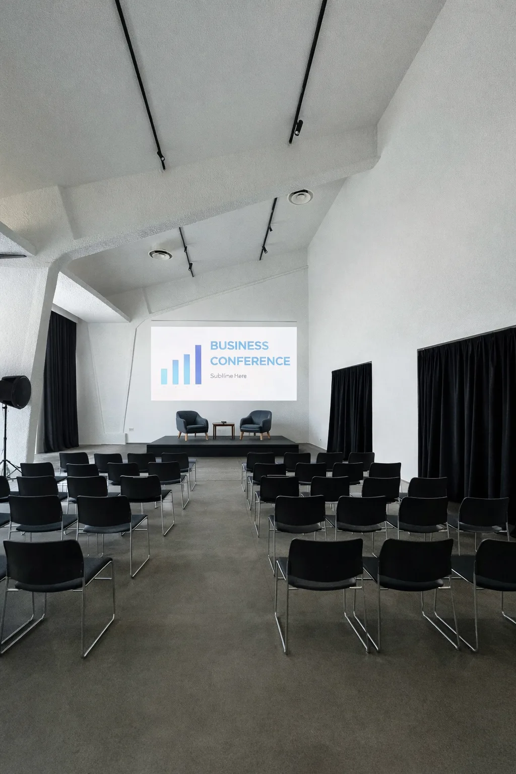 Versatile 90-Square-Meter Event Hall for Rent, 90 sqm, private event, pop-up rental in Vimodrone, second interior view