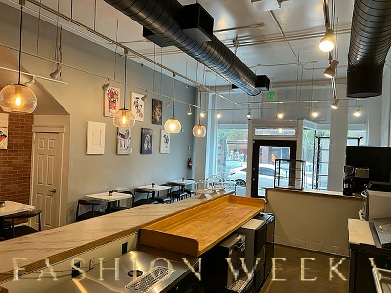 Versatile 971 Sq. Ft. Cafe with Outdoor Patio, 90 sqm, private event, pop-up rental in Pasadena, second interior view