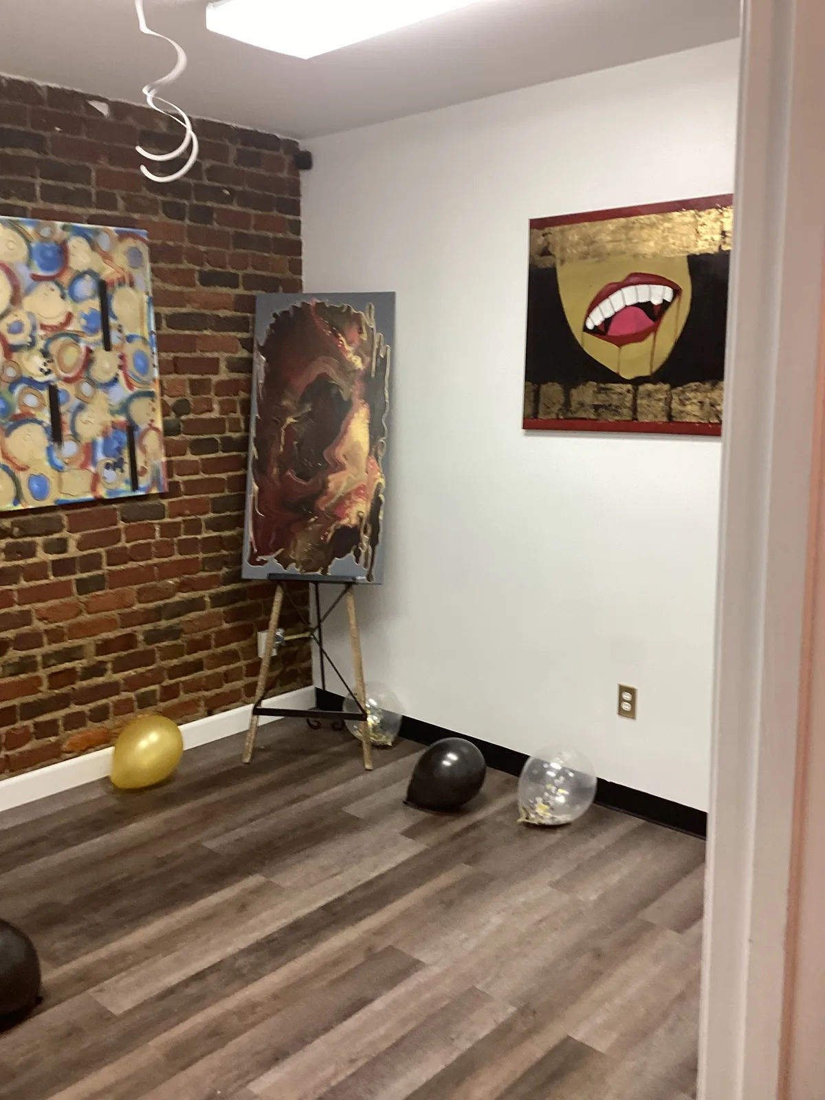 Versatile Art Gallery and Creative Space for Rent, 88 sqm, art exhibition, pop-up rental in Richmond, third interior view