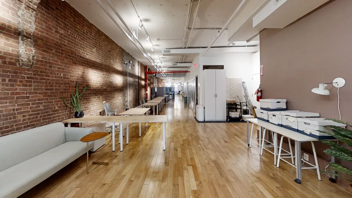 Versatile Art Gallery with Unique Features, 557 sqm, art exhibition, pop-up rental in New York