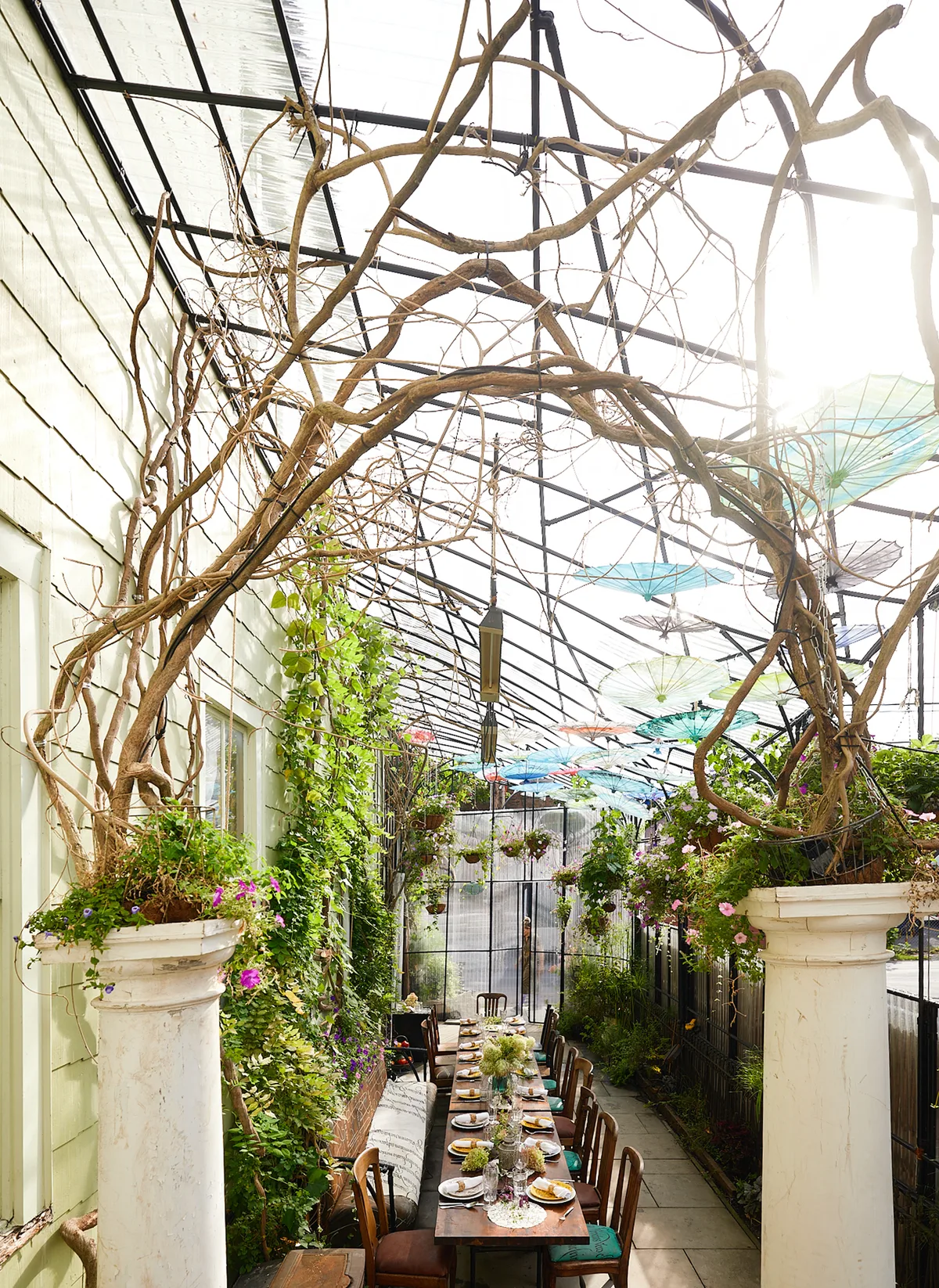 Versatile Art Salon with Outdoor Garden Space in Hudson, NY, 149 sqm, art exhibition, pop-up rental