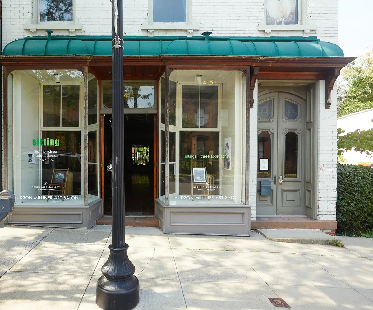 Versatile Art Salon with Outdoor Garden Space in Hudson, NY, 149 sqm, art exhibition, pop-up rental, additional interior view