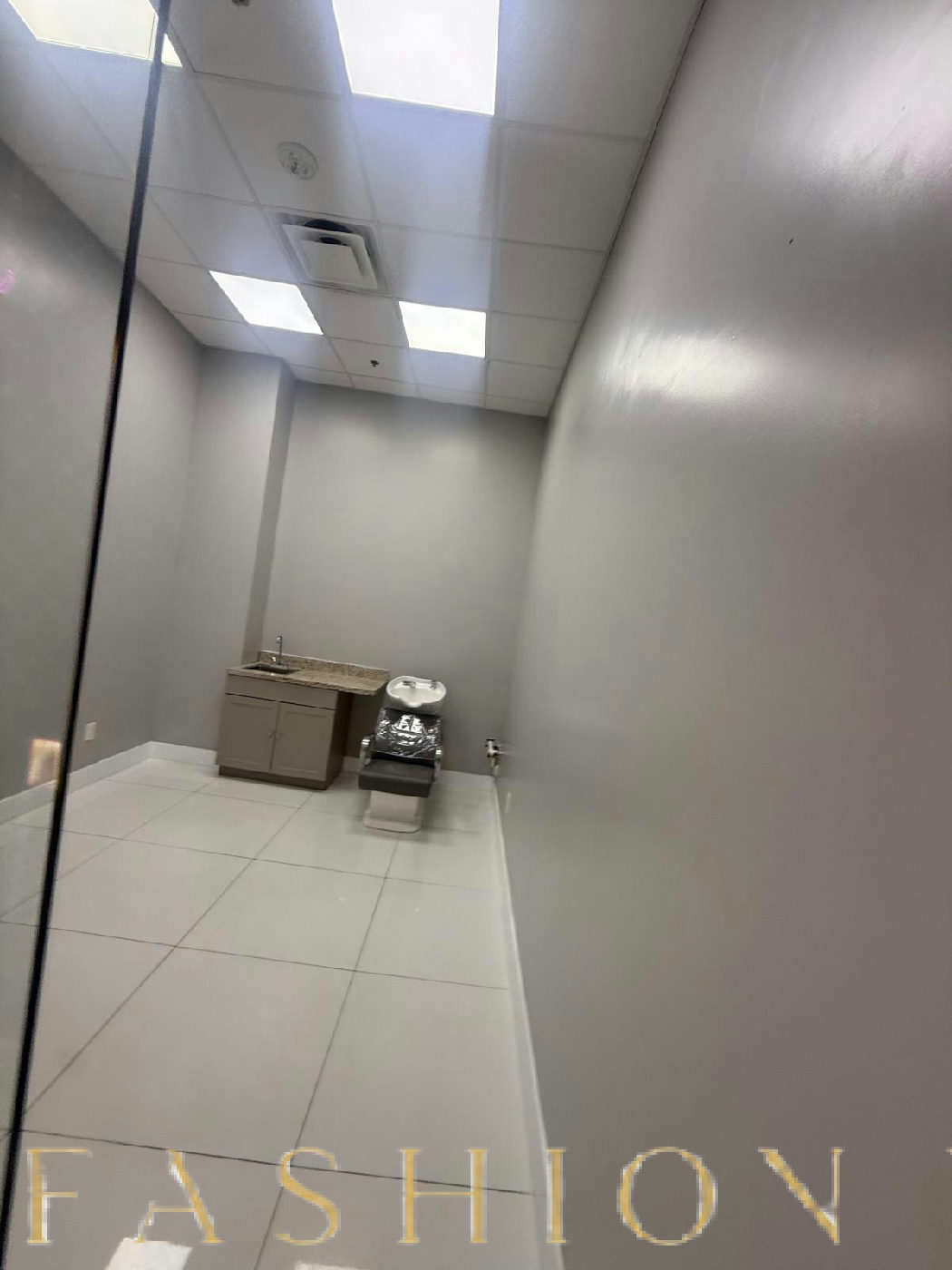 Versatile Beauty Training Studio for Educators, 14 sqm, workshop, pop-up rental in Doral, second interior view