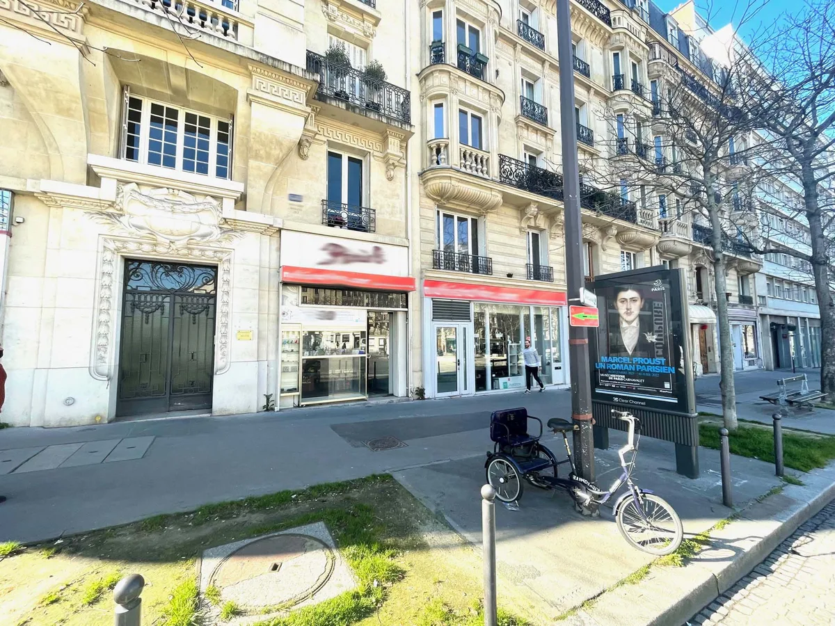 Versatile Boutique Space with Workshop in Pasteur/Montparnasse, 50 sqm, pop up store in Paris