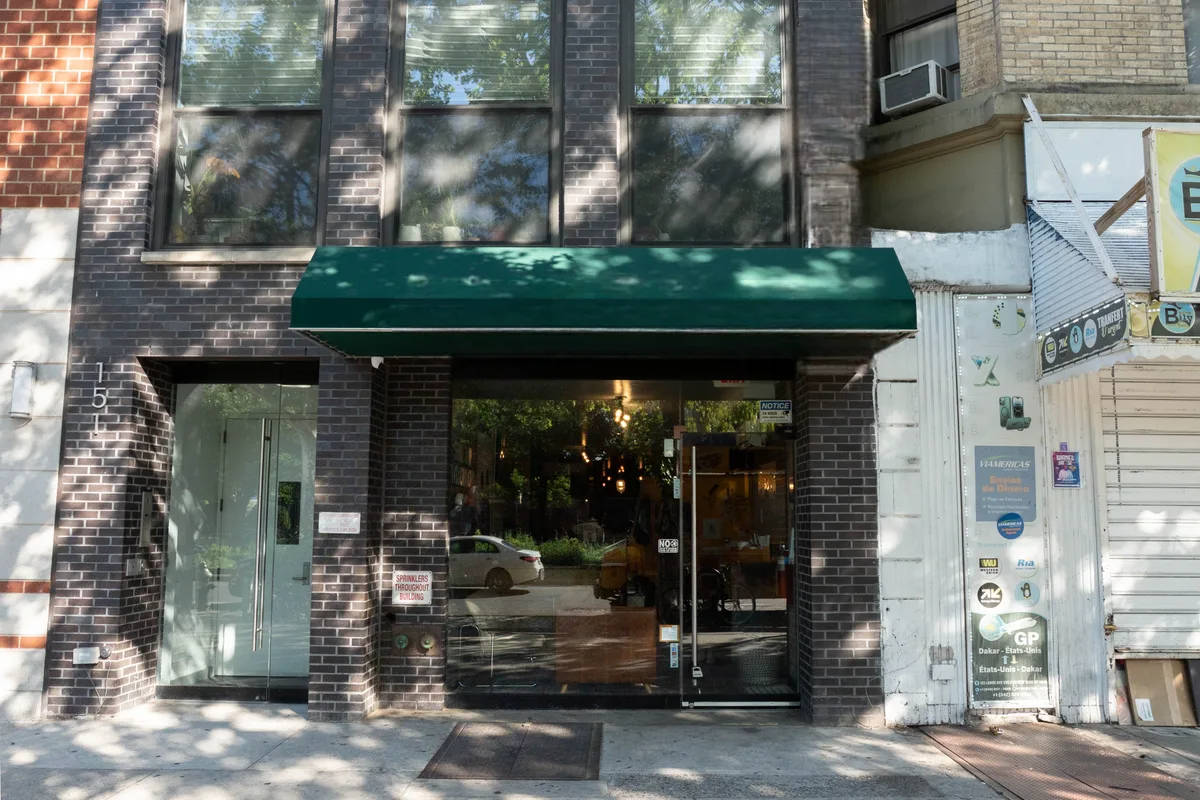 Versatile Café-Lounge Event Space in Harlem, 112 sqm, networking event, pop-up rental in New York