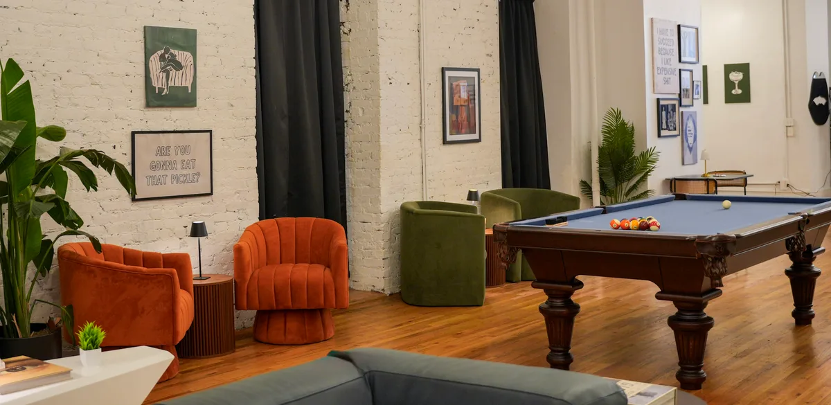 Versatile Coffee Social Club Space for Events and Gatherings, 204 sqm, pop up store in New York