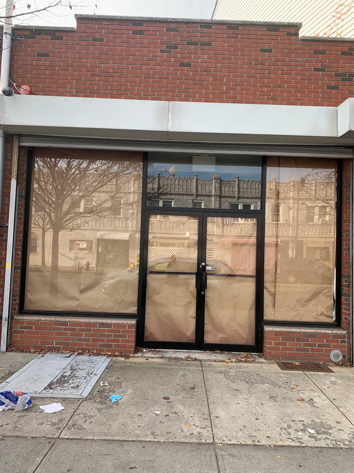 Versatile Commercial Space Available, 107 sqm, retail activation, pop-up rental in Queens