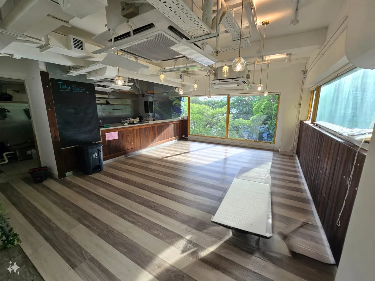 Versatile Commercial Space Available in Tsim Sha Tsui, 215 sqm, pop up store in Hong Kong, second interior view