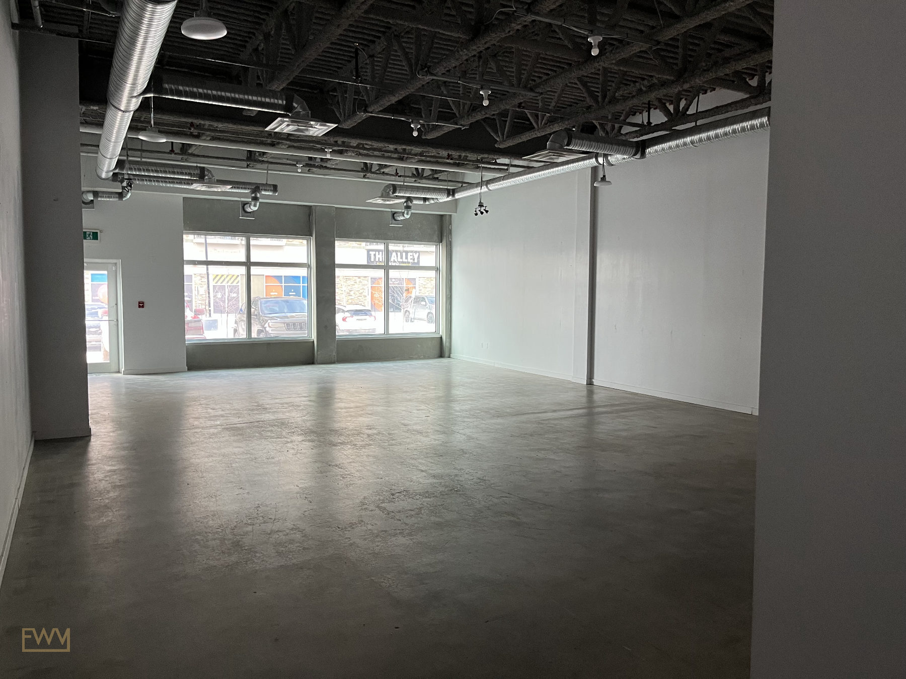 Versatile Commercial Space for Lease, 158 sqm, pop up store in Fort McMurray, interior view