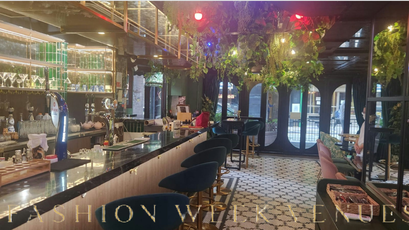 Versatile Commercial Space for Lease in SOHO, Central, 230 sqm, private event, pop-up rental in Hong Kong