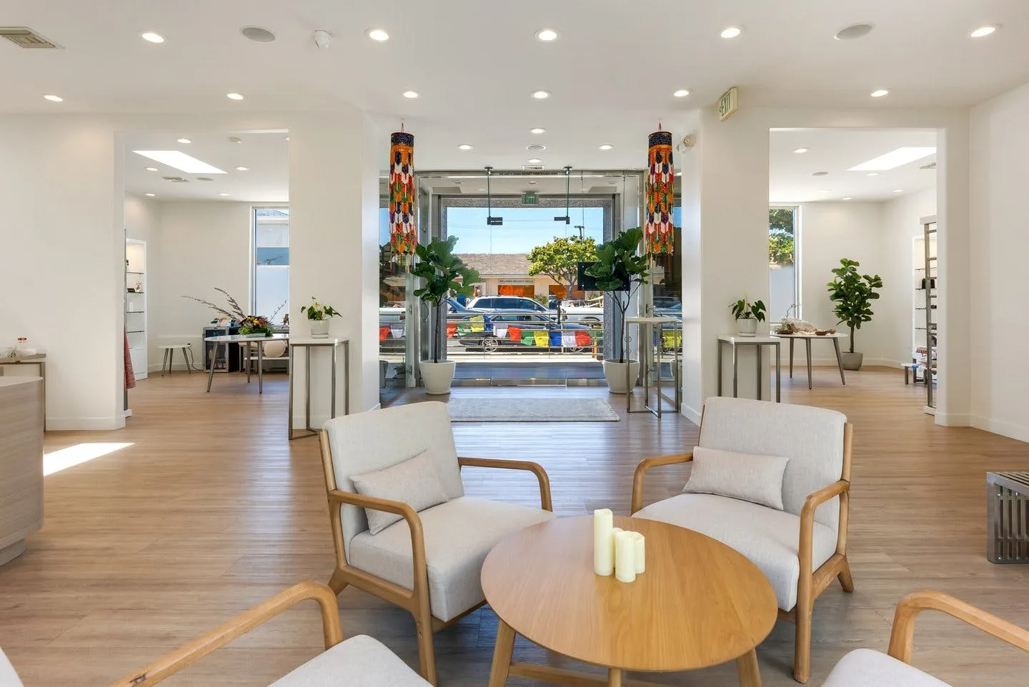Versatile Commercial Space for Rent in Beverly Hills