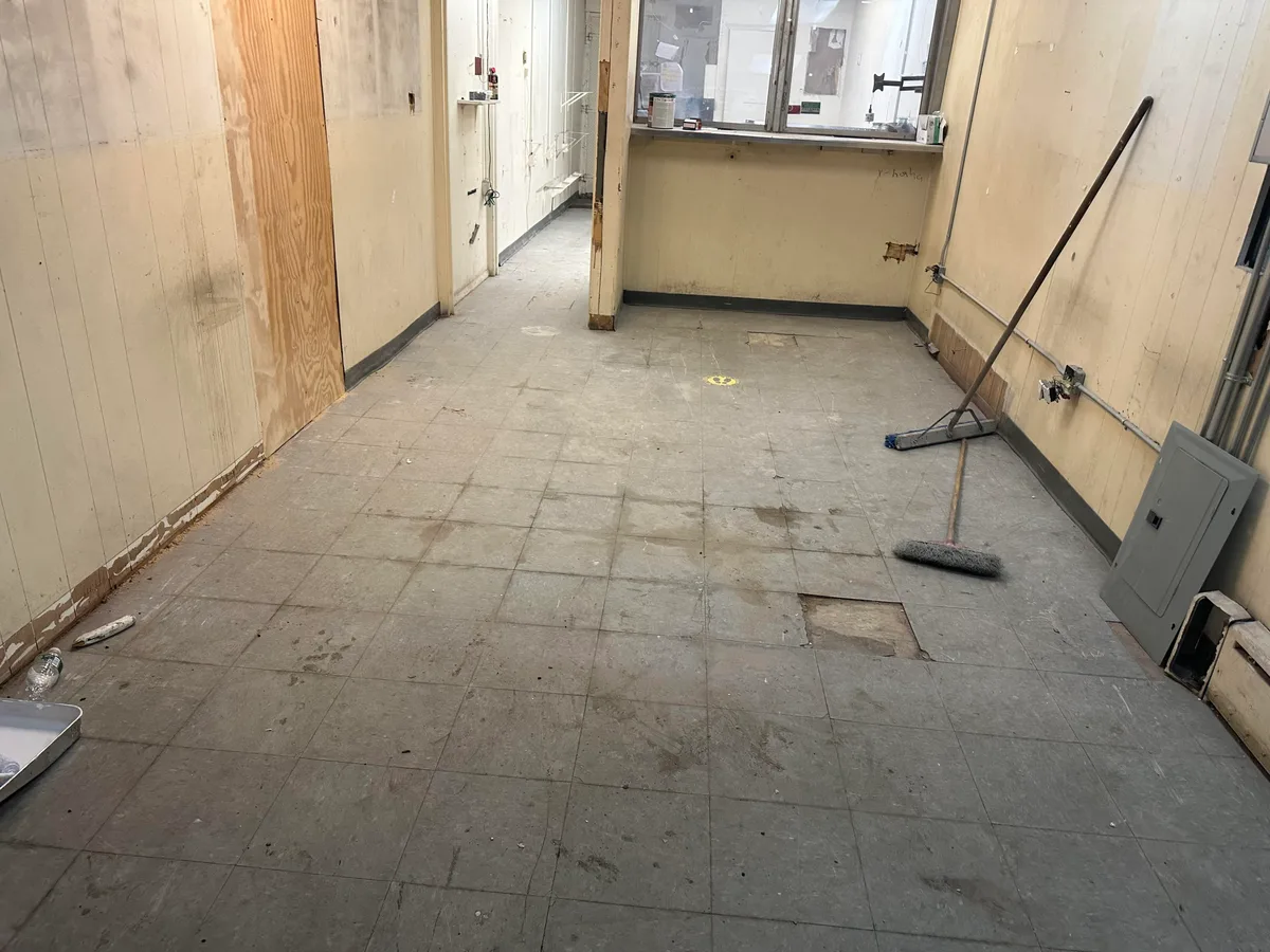 Versatile Commercial Space for Rent in East NY, Brooklyn, 56 sqm, retail activation, pop-up rental, second interior view