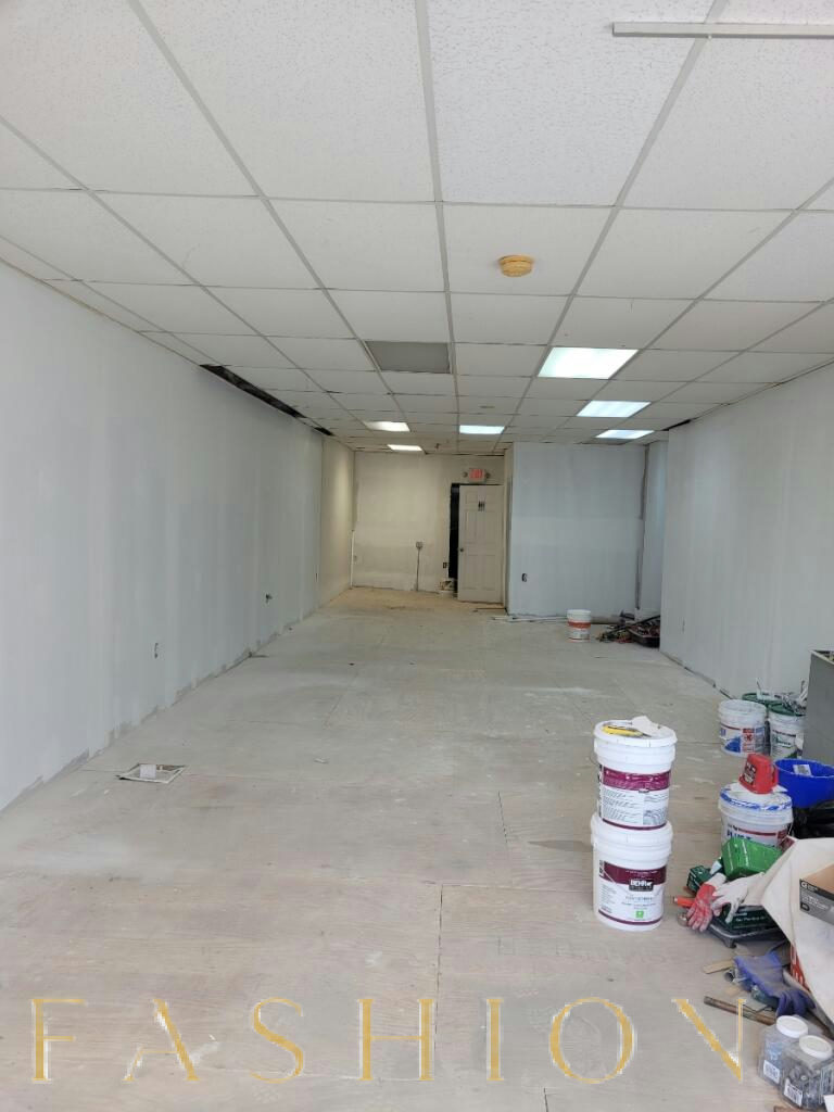 Versatile Commercial Space for Rent on Avon Avenue, 77 sqm, retail activation, pop-up rental in Newark, second interior view