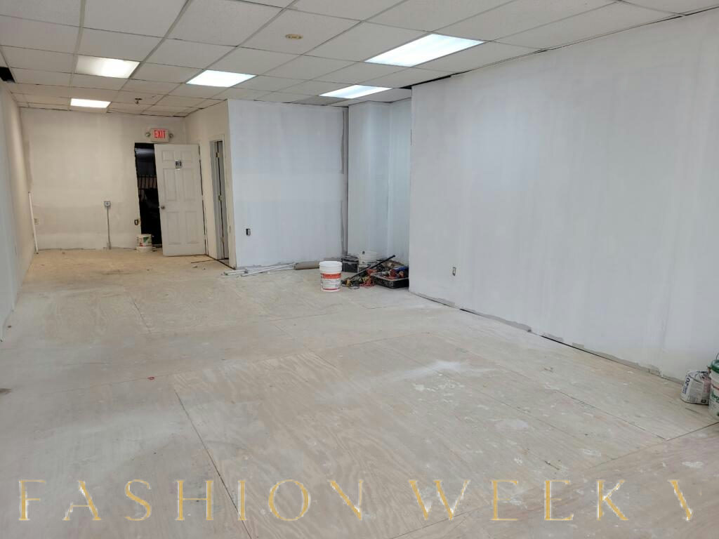 Versatile Commercial Space for Rent on Avon Avenue, 77 sqm, retail activation, pop-up rental in Newark, additional interior…