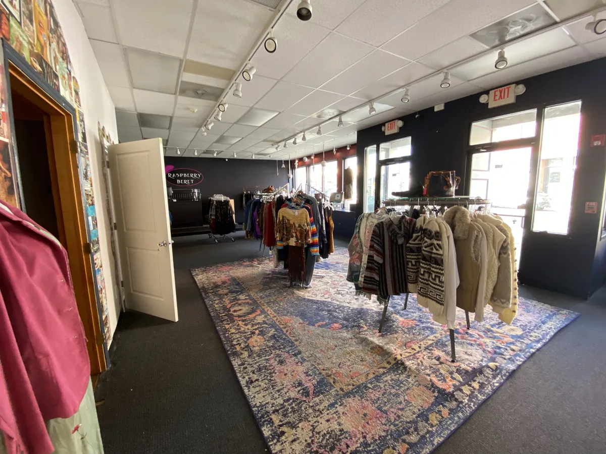 Versatile Commercial Space for Short-Term Lease in Allston, 214 sqm, pop up store in Boston, third interior view