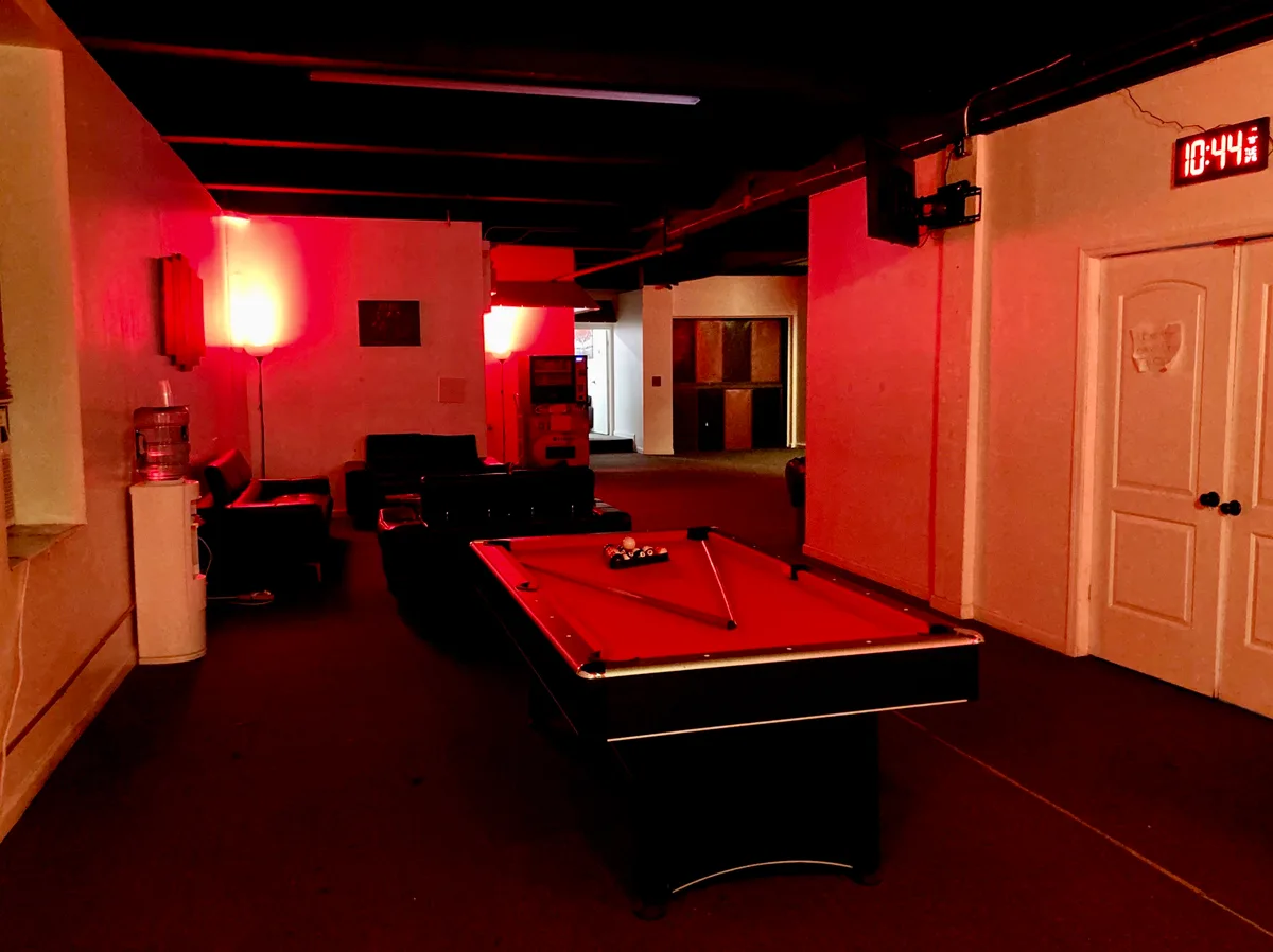 Versatile Commercial Space with Essential Amenities, 372 sqm, retail activation, pop-up rental in Bronx, third interior view