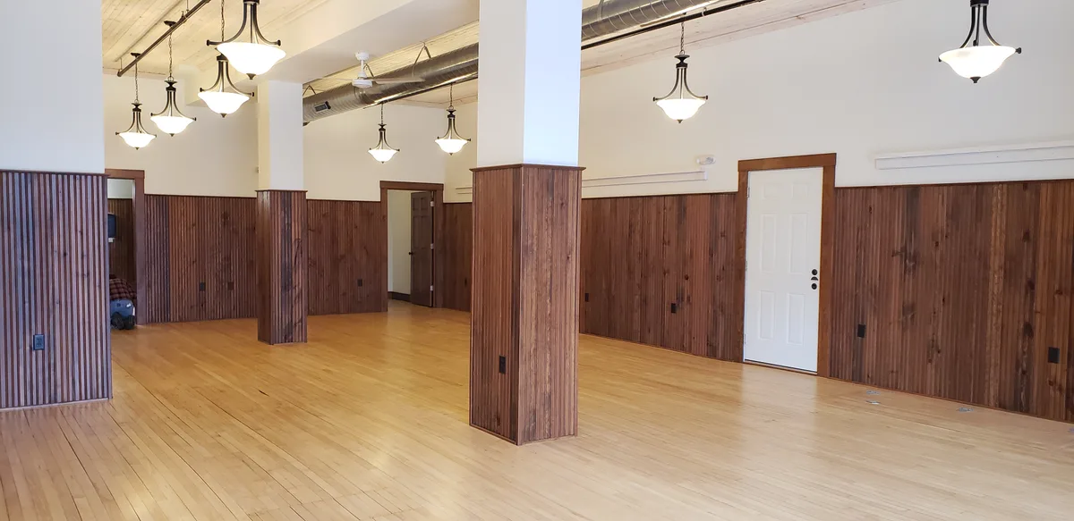 Versatile Commercial Space with Excellent Features, 130 sqm, pop up store in Alma, second interior view