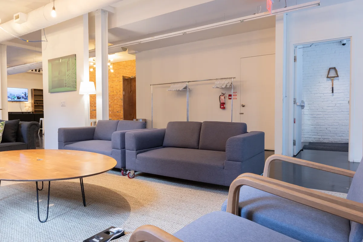 Versatile Corporate Event Venue with Media Facilities, 232 sqm, pop-up rental in Toronto, second interior view