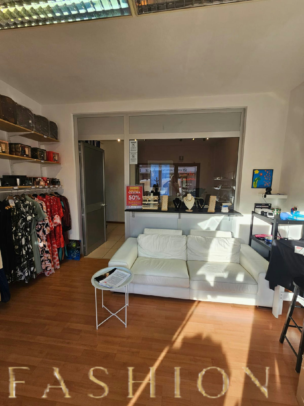 Versatile Coworking and Training Space – 18 m², networking event, pop-up rental in Cesena