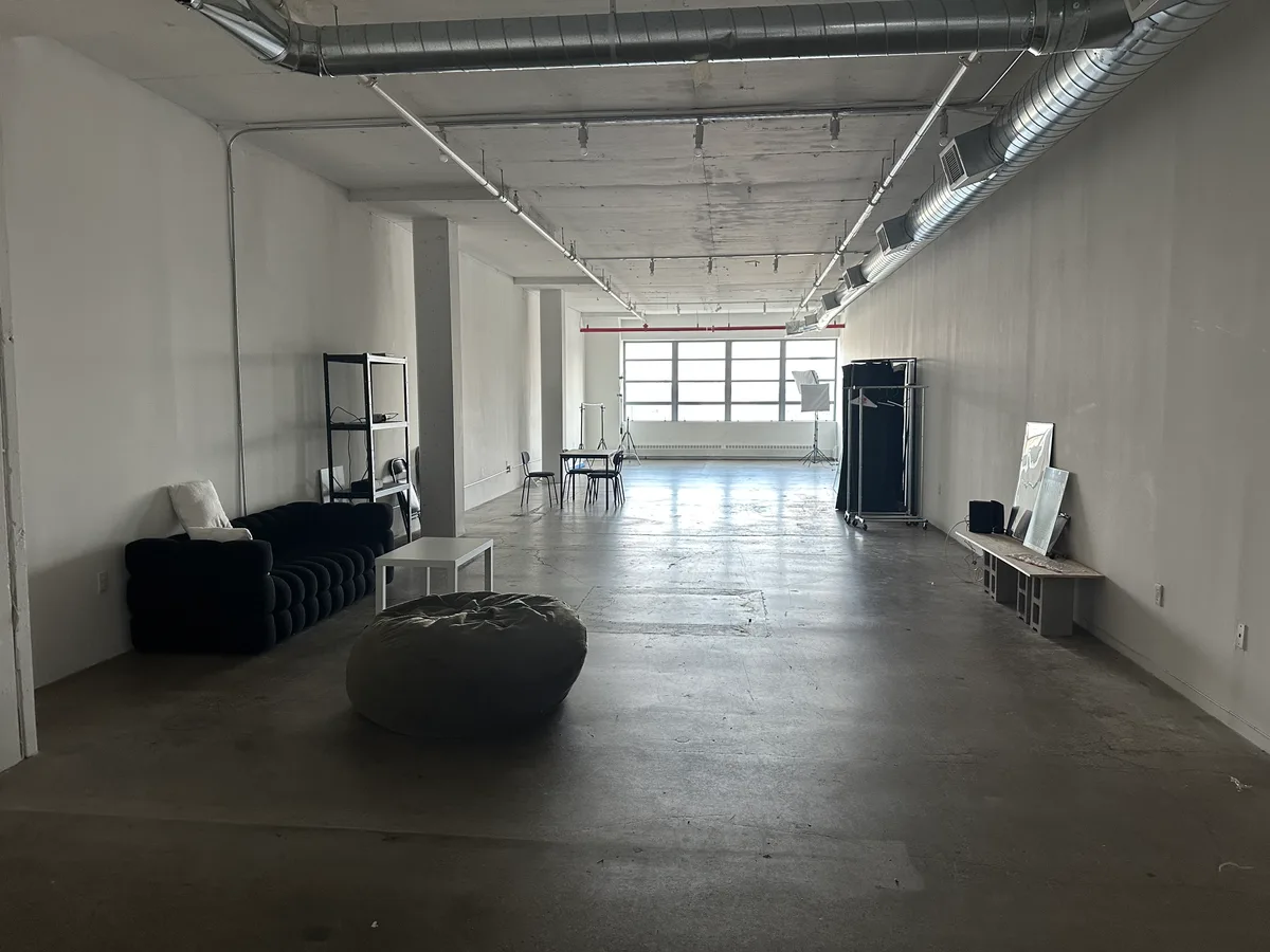 Versatile Creative Loft in Brooklyn Navy Yard, 143 sqm, photo shoot, pop-up rental, interior view