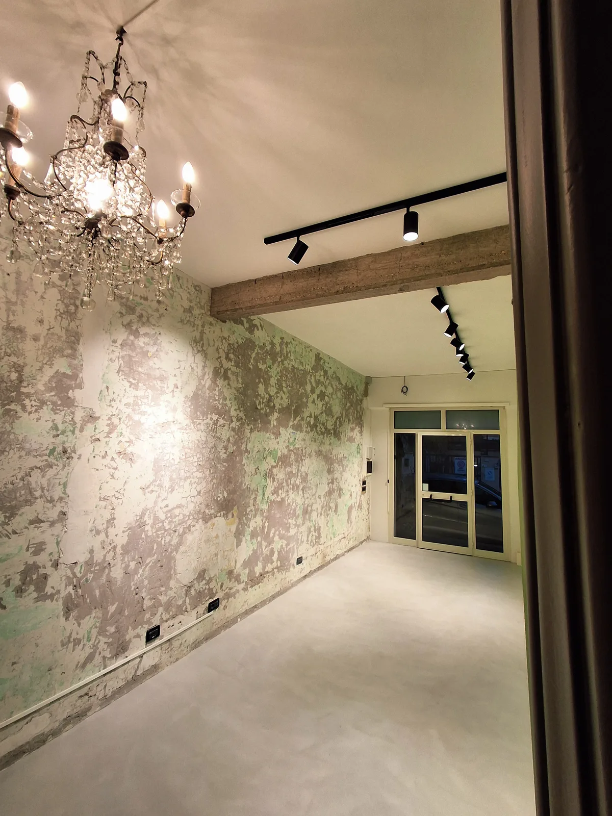 Versatile Creative Space for Rent, 30 sqm, pop up store in Roma