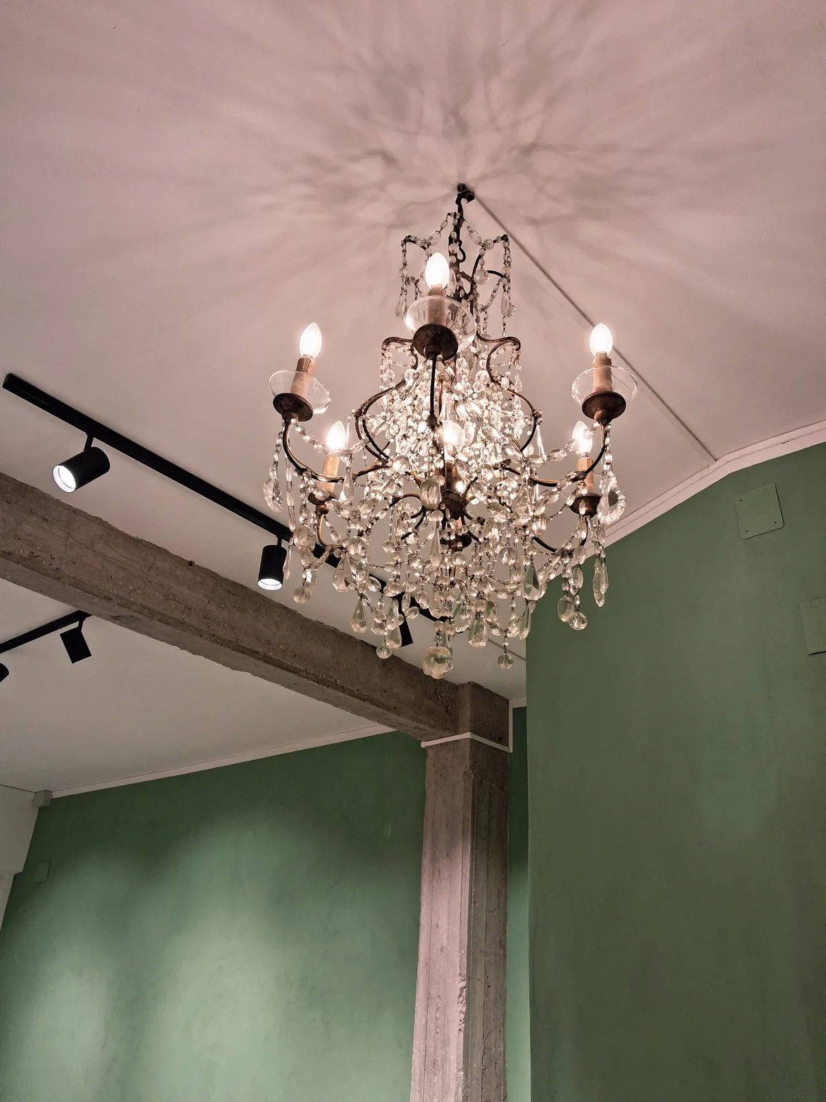 Versatile Creative Space for Rent, 30 sqm, pop up store in Roma, third interior view