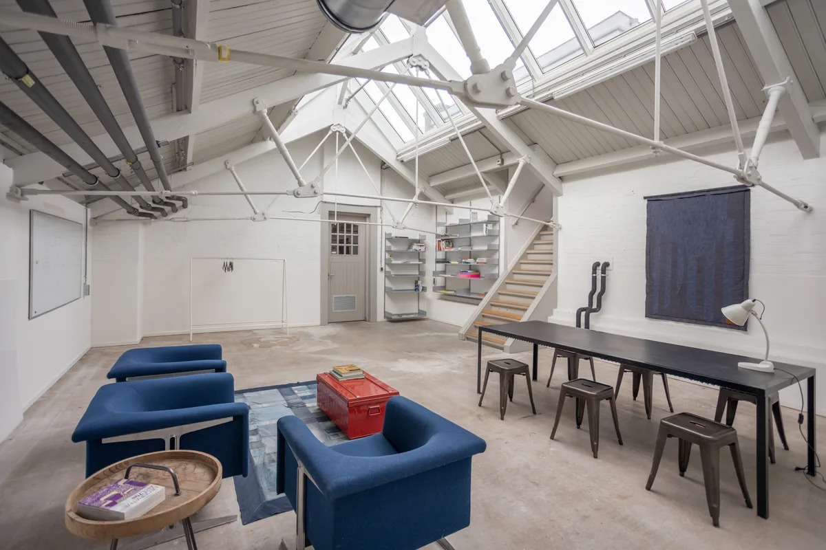 Versatile Creative Space in Denim City, De Hallen, 107 sqm, showroom presentation, pop-up rental in Amsterdam, additional in…