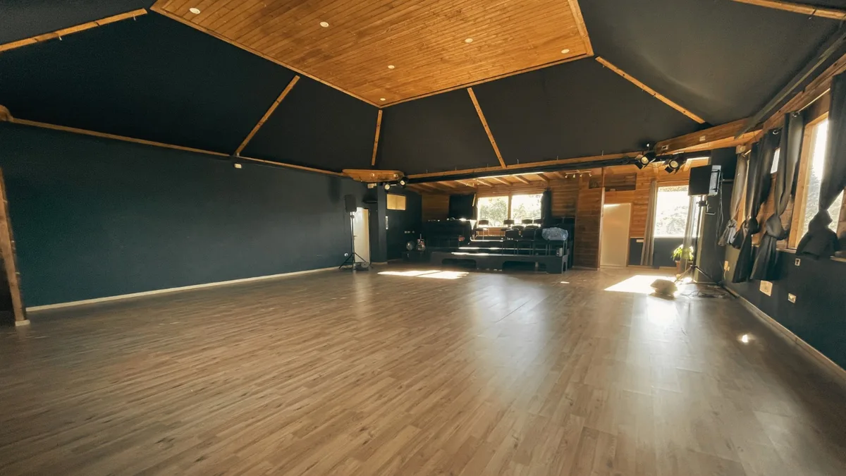 Versatile Creative Spaces at Il Centro, 700 sqm, networking event, pop-up rental in Rieti