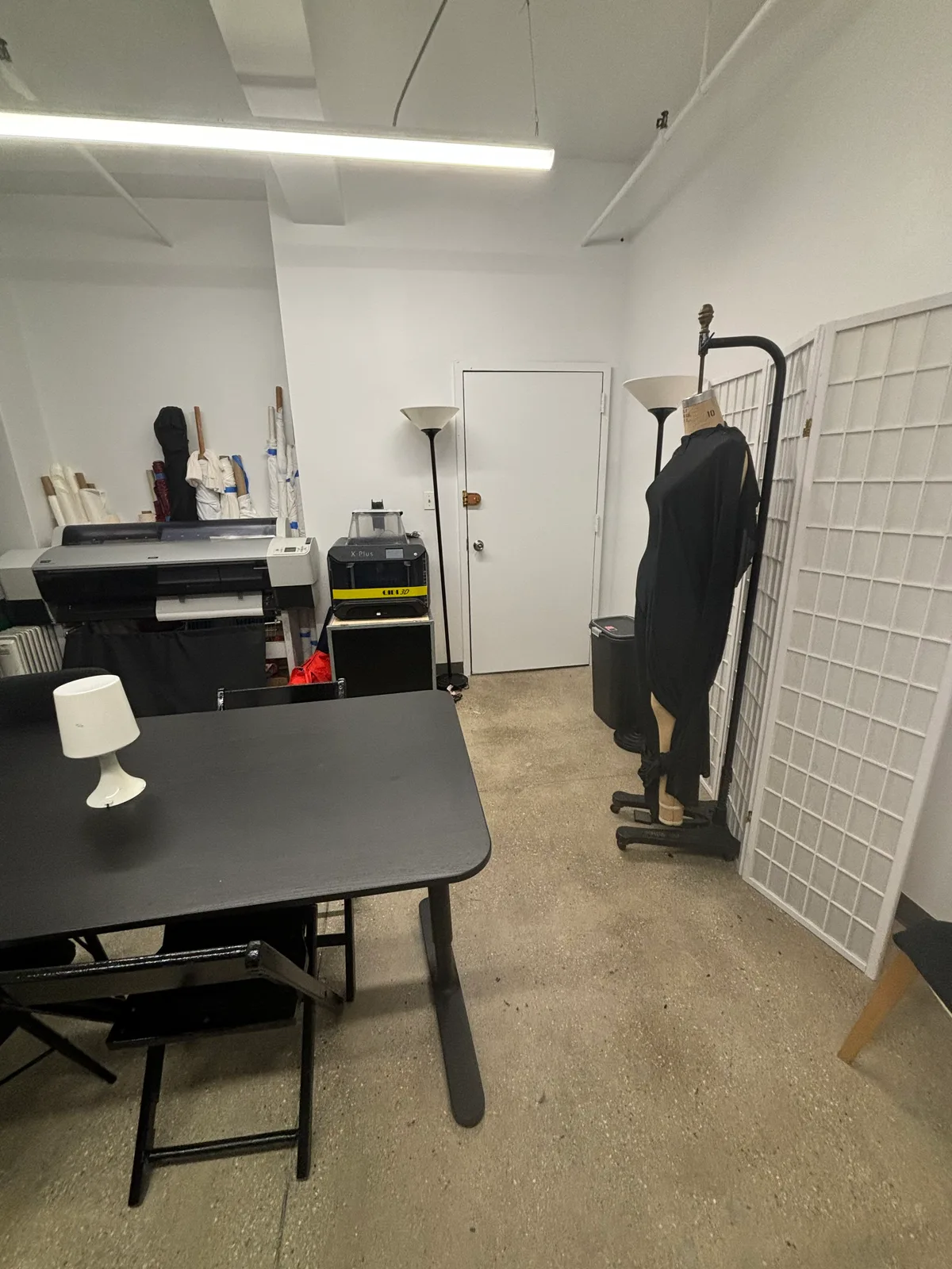 Versatile Creative Studio in Manhattan's Garment District, 43 sqm, workshop, pop-up rental in New York, interior view
