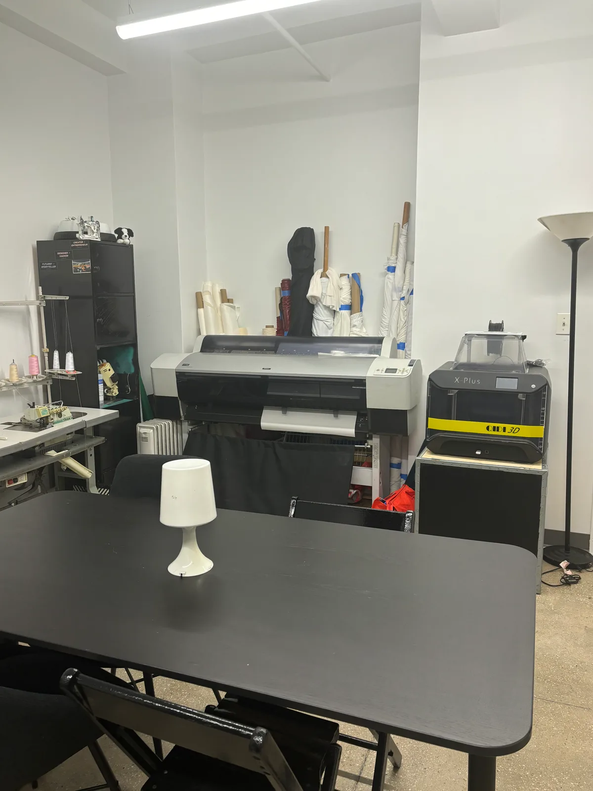 Versatile Creative Studio in Manhattan's Garment District, 43 sqm, workshop, pop-up rental in New York, third interior view