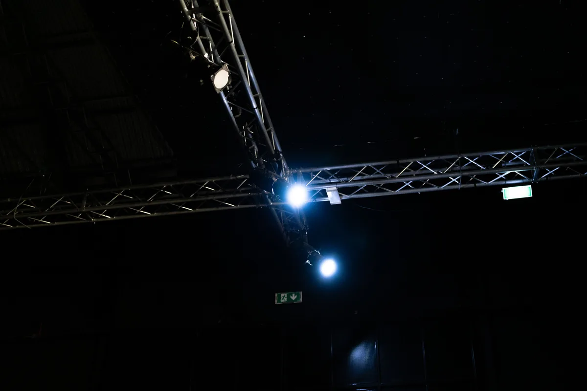 Versatile Creative Studio with Outdoor Area and Parking, 1800 sqm, photo shoot, pop-up rental in Milano