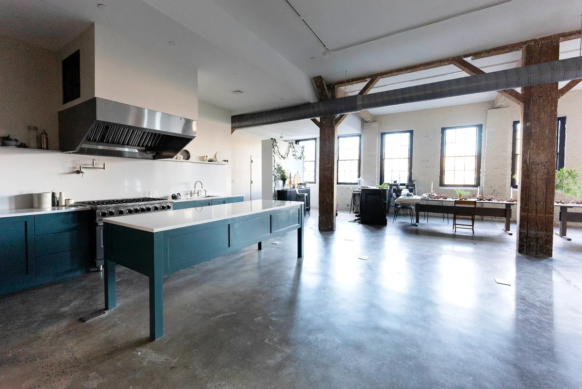 Versatile Culinary Studio with Commercial Kitchen, 135 sqm, photo shoot, pop-up rental in Kingston, interior view