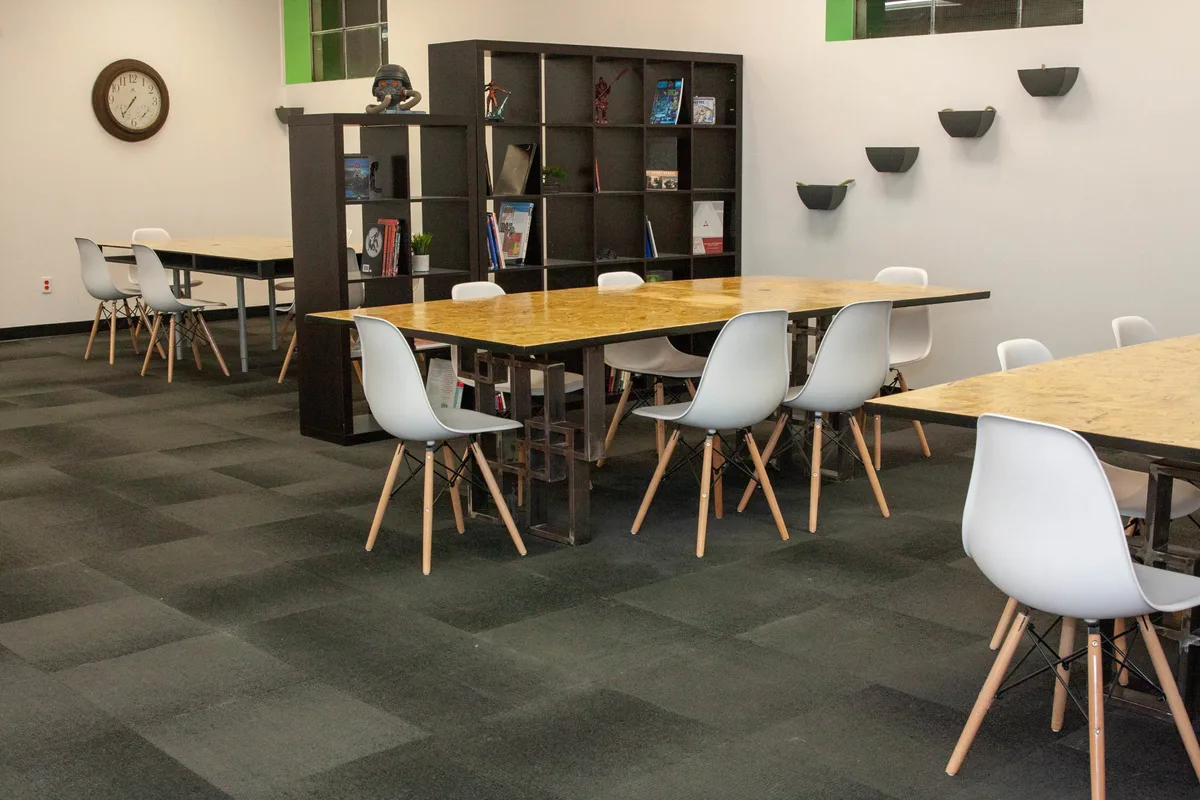 Versatile Event and Creative Space Available, 232 sqm, photo shoot, pop-up rental in St. Catharines
