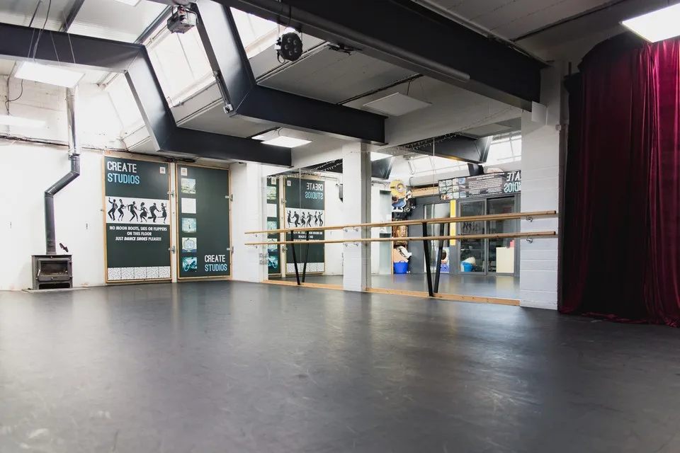 Versatile Event and Studio Space in Clarendon Park, 465 sqm, workshop, pop-up rental in Leicester, interior view