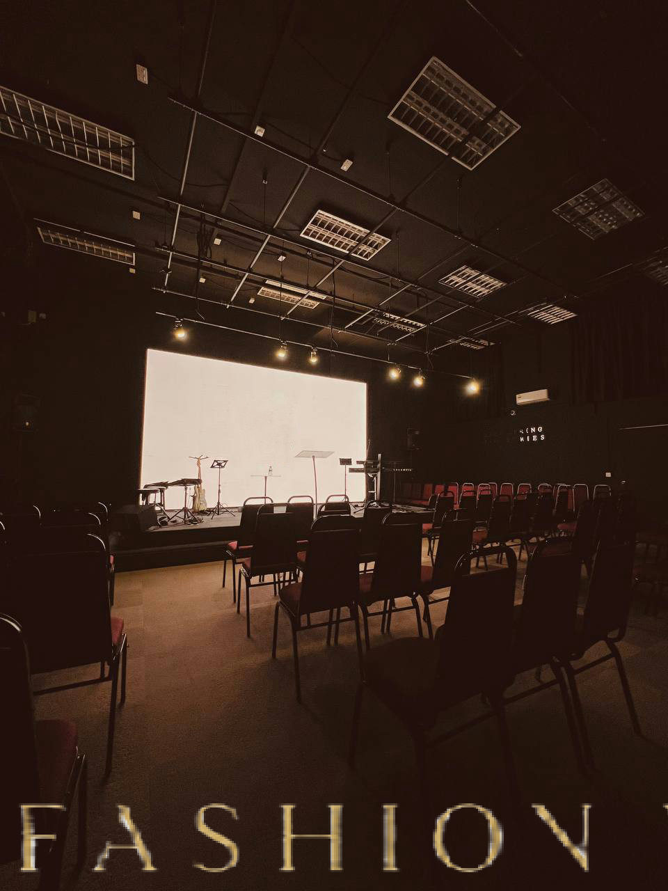 Versatile Event Hall with Stage and AV Setup, 1850 sqm, workshop, pop-up rental in Singapore