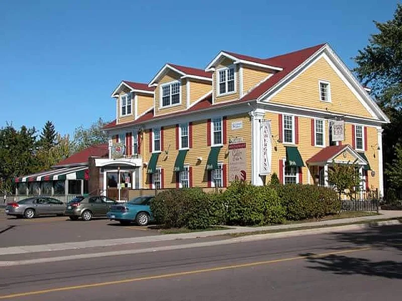Versatile Event Room for Art Displays and Launches, 232 sqm, art exhibition, pop-up rental in Shediac