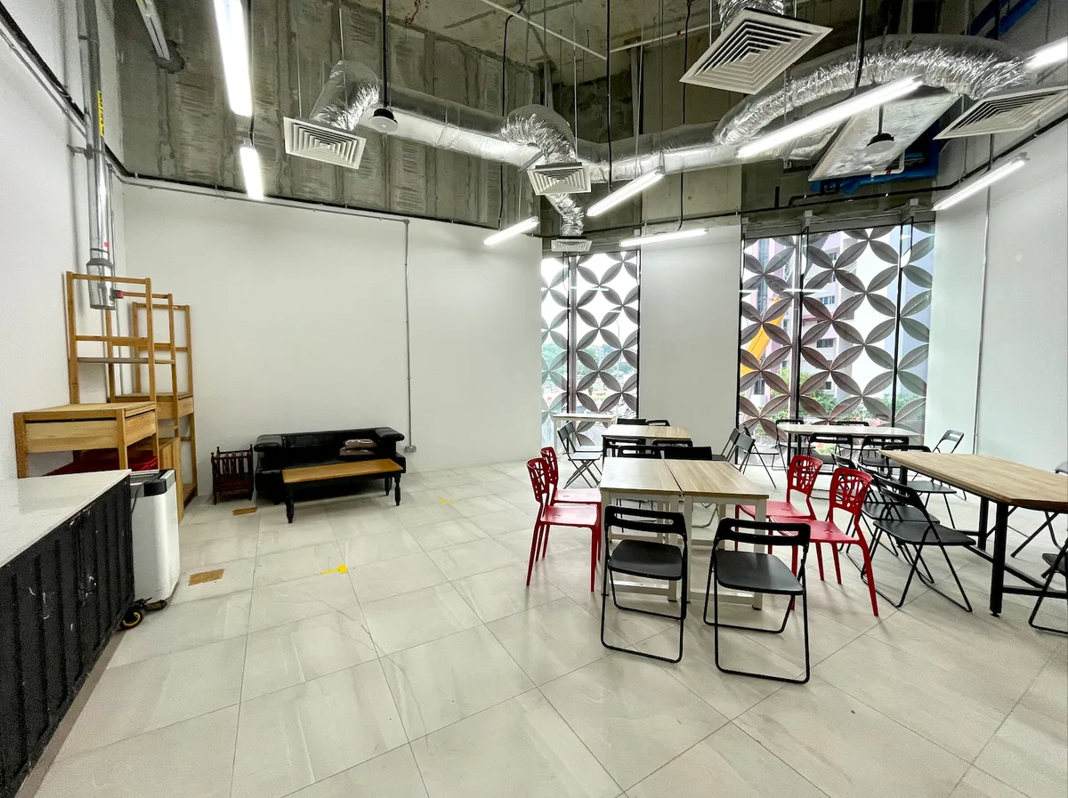 Versatile Event Space at Tekka Place, 90 sqm, workshop, pop-up rental in Singapore, second interior view