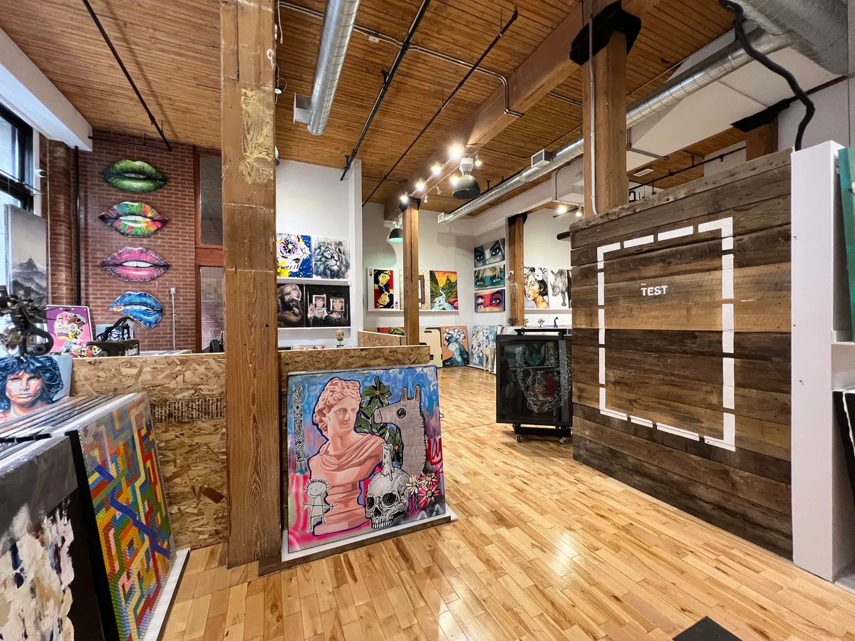 Versatile Event Space Available in Old Montreal, 279 sqm, product launch, pop-up rental in Montréal, interior view