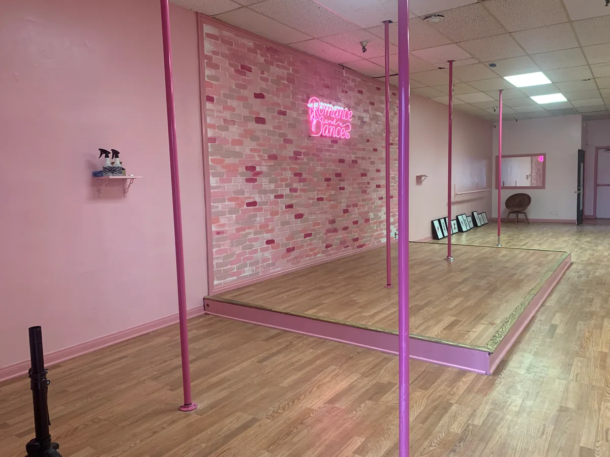Versatile Event Space for Celebrations and Business Meetings, 167 sqm, private event, pop-up rental in Rancho Cucamonga, sec…