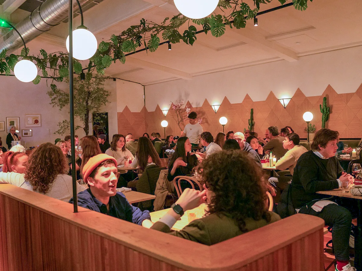 Versatile Event Space for Corporate Dinners and Gatherings, 120 sqm, corporate event, pop-up rental in Amsterdam, third inte…