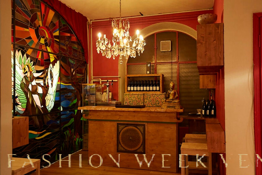 Versatile Event Space for Performances and Meetings, 120 sqm, private event, pop-up rental in Milano, second interior view