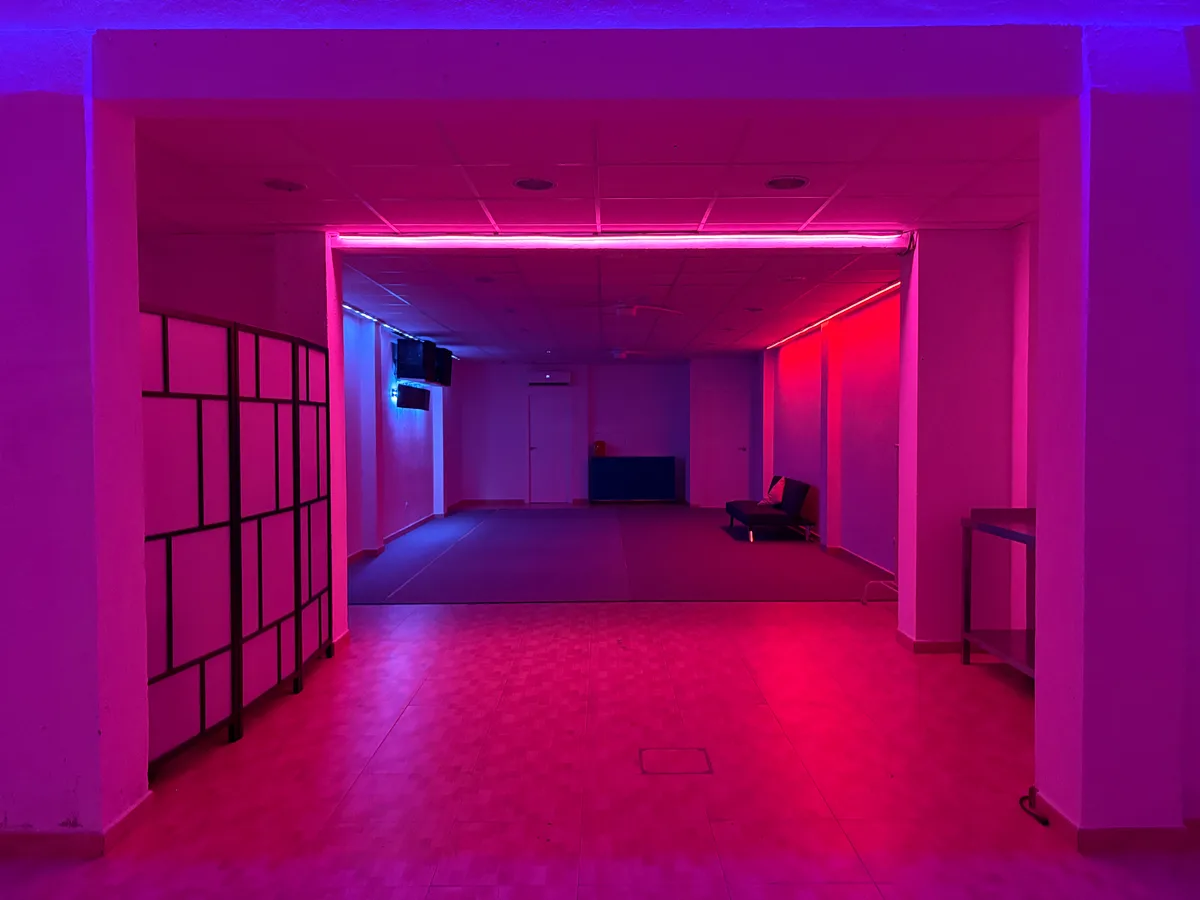 Versatile Event Space for Rent in Barcelona, 200 sqm, networking event, pop-up rental, interior view